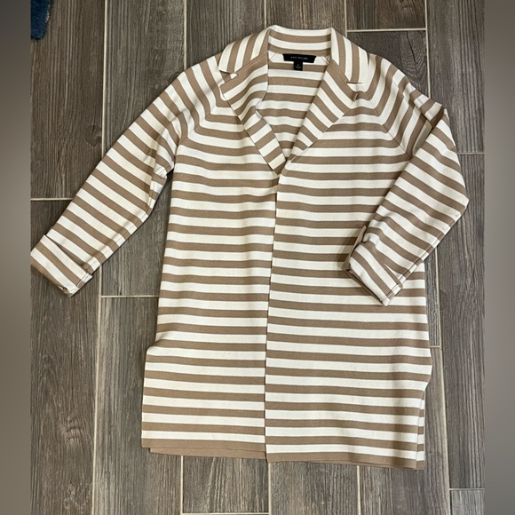 Ann Taylor knit cardigan - Picture 3 of 6